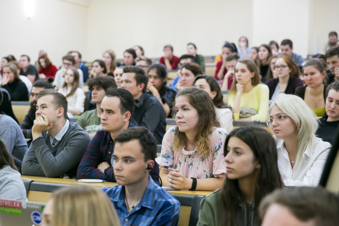 HSE Decides on New Grading System for Next School Year Illustration for news: HSE Decides on New Grading System for Next School Year