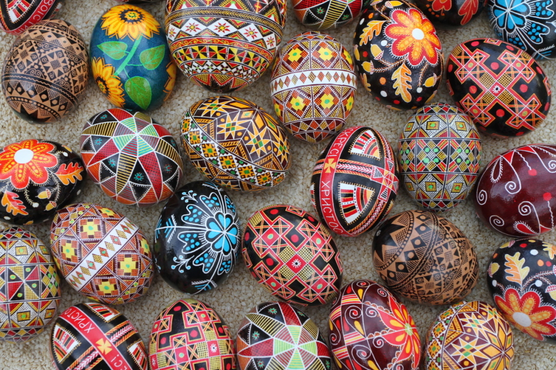 Painted Eggs of Joy: The Meaning and Purpose of Easter Eggs in Folk Practices Illustration for news: Painted Eggs of Joy: The Meaning and Purpose of Easter Eggs in Folk Practices