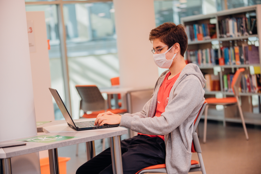 Online Education: The ‘New Normal’ and Its Pitfalls Illustration for news: Online Education: The ‘New Normal’ and Its Pitfalls