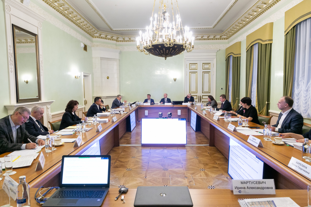 HSE Supervisory Council Approves the Implementation of the HSE Development Programme up to 2020 Illustration for news: HSE Supervisory Council Approves the Implementation of the HSE Development Programme up to 2020
