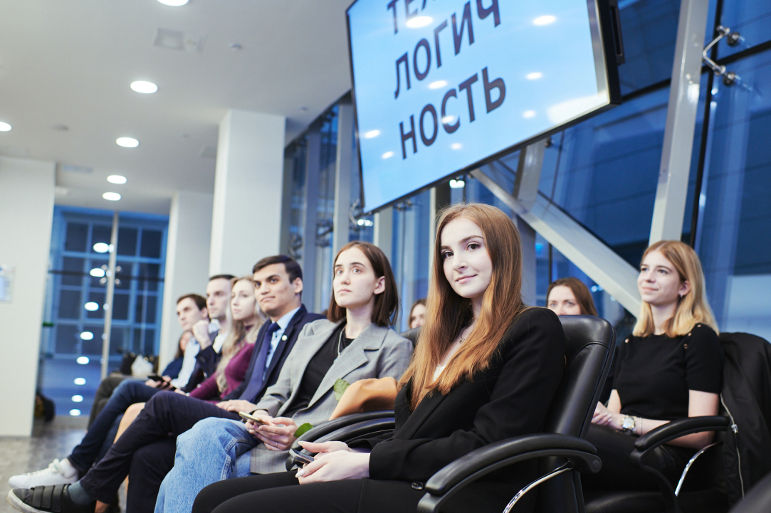 «Все получилось очень круто»: студенты Вышки рассказали о работе Банка России Иллюстрация к новости: «Все получилось очень круто»: студенты Вышки рассказали о работе Банка России