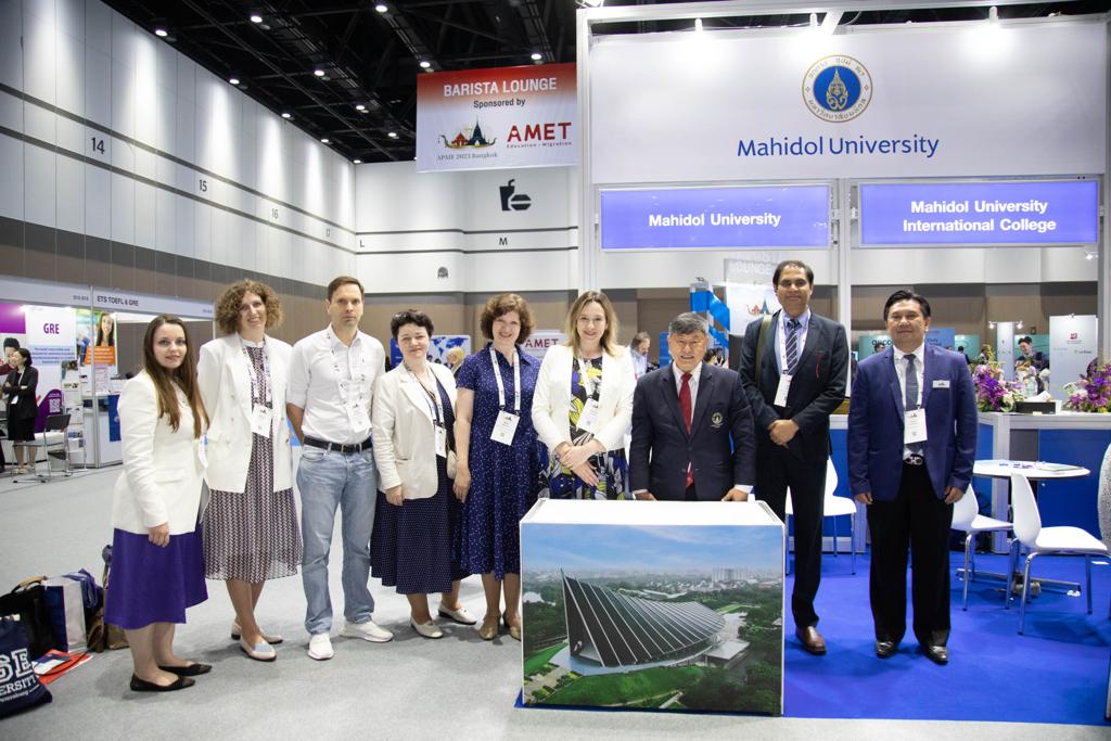 HSE and Thailand's Mahidol University Sign Cooperation and Student Exchange Agreement Illustration for news: HSE and Thailand's Mahidol University Sign Cooperation and Student Exchange Agreement