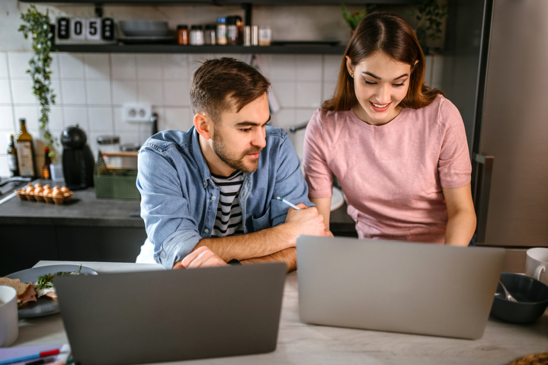 Married Men Less Prone to Workplace Burnout Illustration for news: Married Men Less Prone to Workplace Burnout