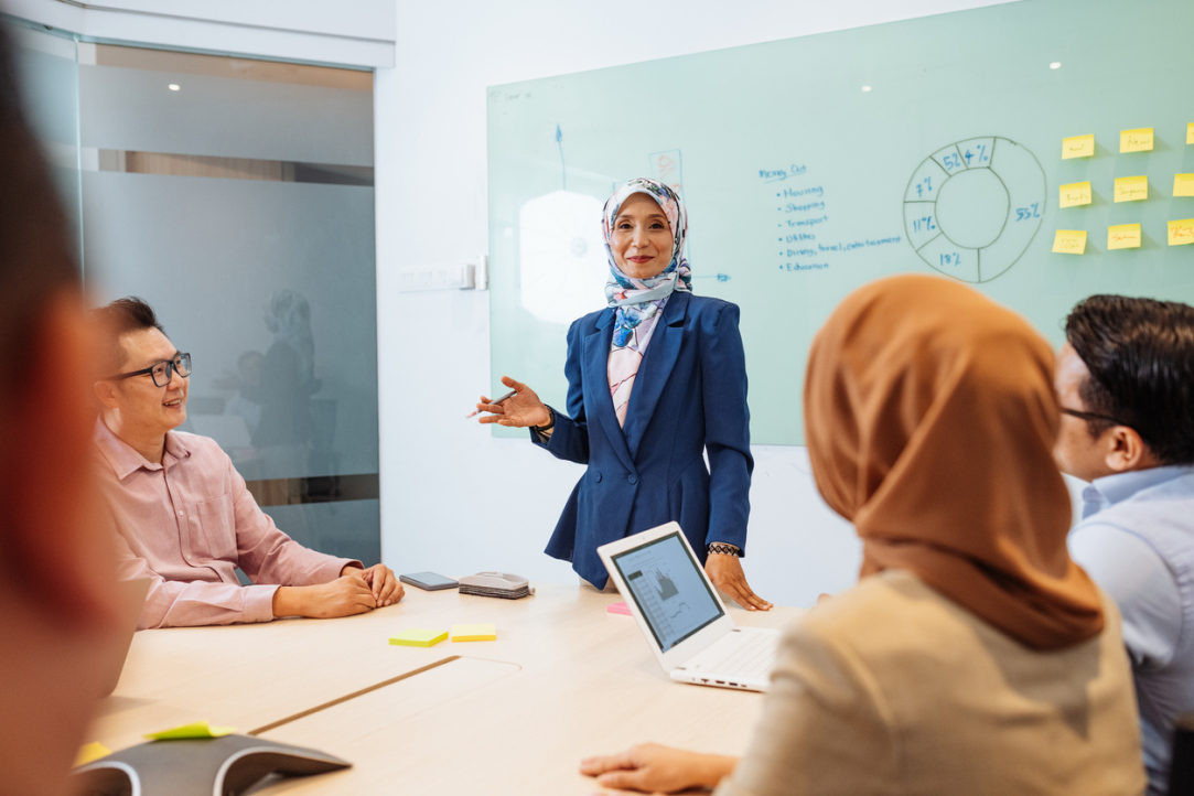 ‘Islamic Finance Appears to Be More Stable Than Conventional Banks’ Illustration for news: ‘Islamic Finance Appears to Be More Stable Than Conventional Banks’