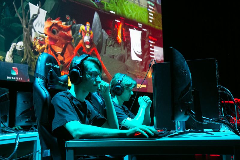 Student Esports in Russia: The Growing Popularity and Prospects of Phygital Sports Illustration for news: Student Esports in Russia: The Growing Popularity and Prospects of Phygital Sports
