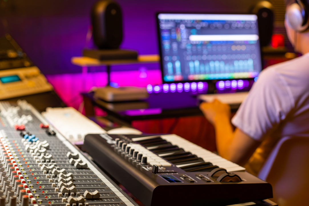 HSE and Gnesin Russian Academy of Music to Jointly Train Producers for Music Industry Illustration for news: HSE and Gnesin Russian Academy of Music to Jointly Train Producers for Music Industry