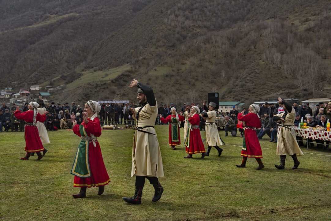 Иллюстрация к новости: «Наша задача — распространять и популяризировать родные языки»